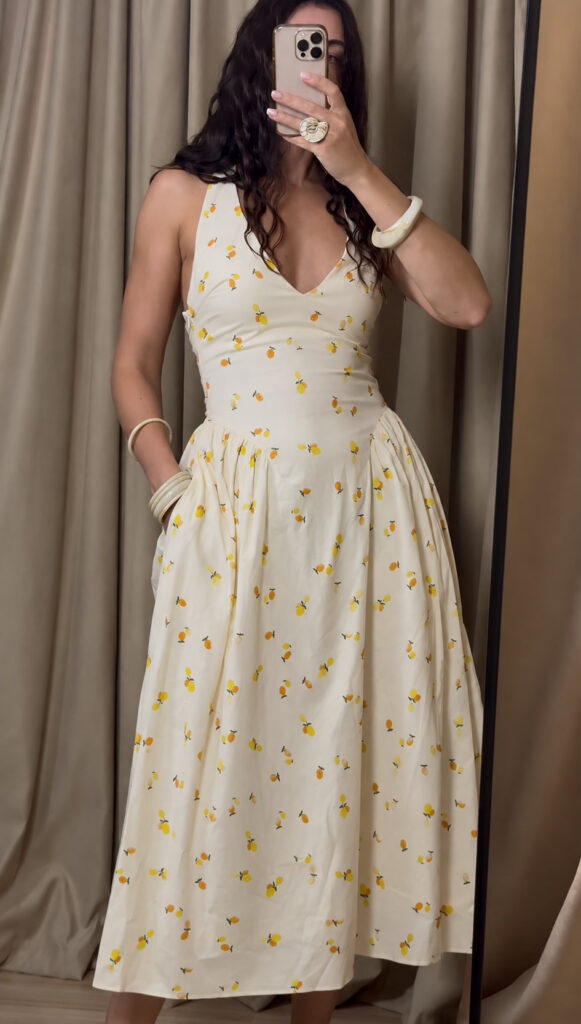 Bawełniana sukienka midi halter w cytryny